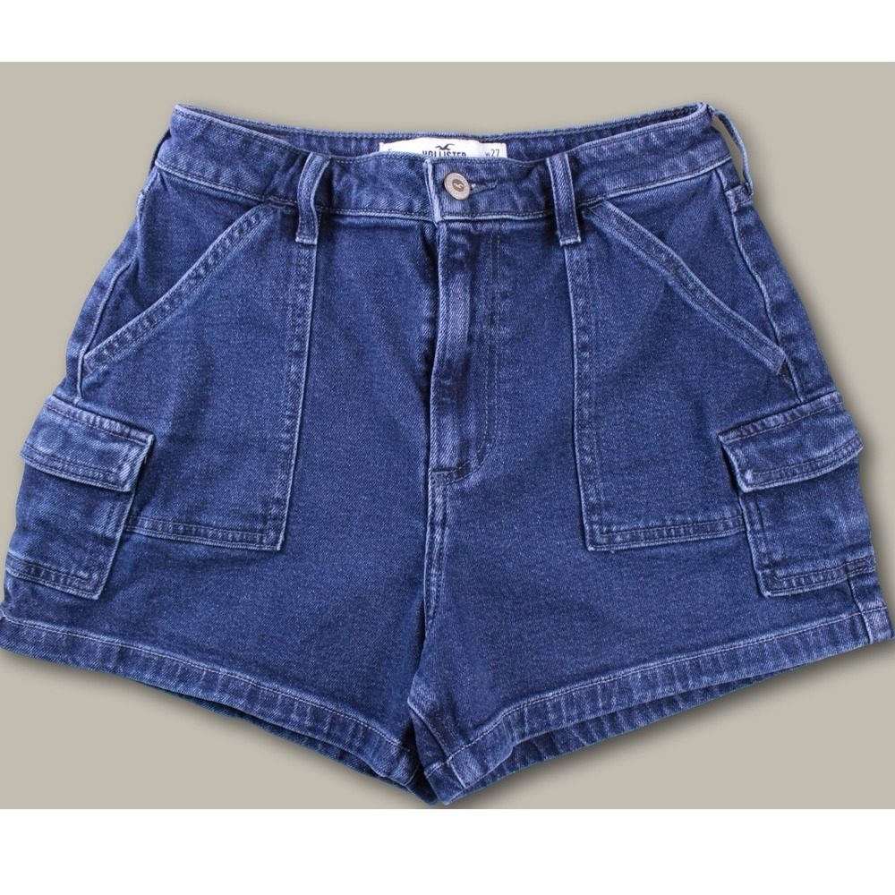 Hollister Curvy Ultra High-Rise Mom Cargo Shorts Size 5 W27 Blue Denim Utility